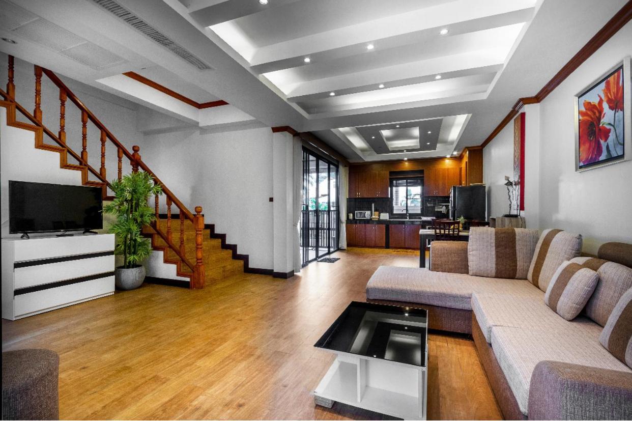 Private Villas Bangtao Pantai Bang Tao Luaran gambar