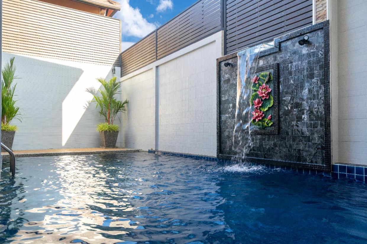 Private Villas Bangtao Pantai Bang Tao Luaran gambar